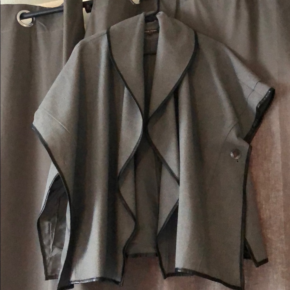 Adrienne Vittadini studio coat